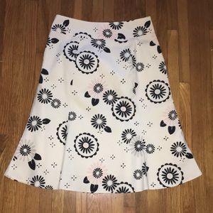 Gap stretch skirt used in excellent condition